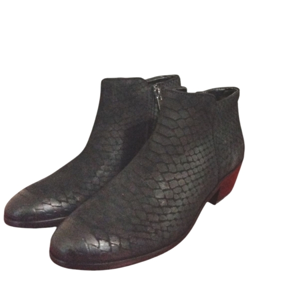 NEW Sam Edelman Black Snake Embossed Ankle Boots Booties Size 8 - Picture 9 of 9